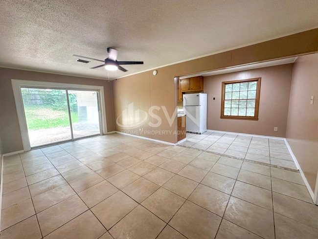 Building Photo - 313 Vanderbilt Dr