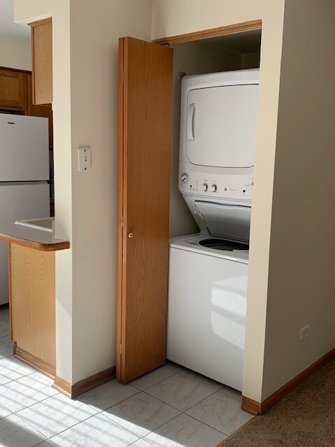 Building Photo - 10541 Parkside Ave