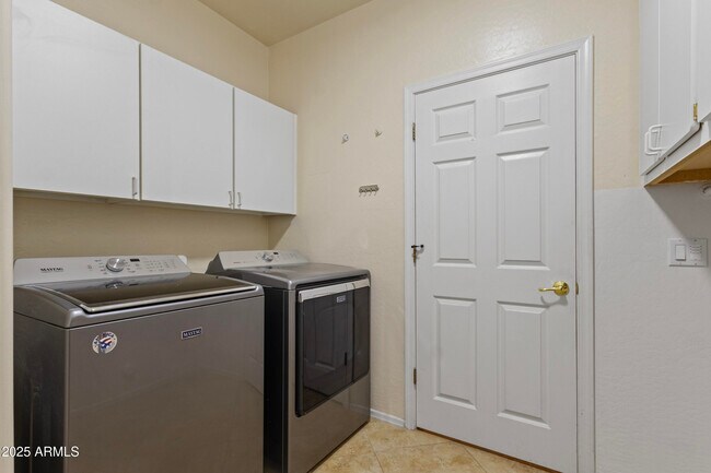 Building Photo - 26249 N 68th Ln