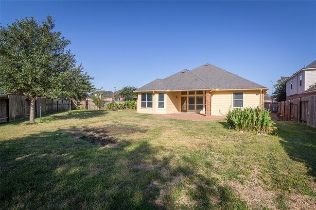Building Photo - 20851 Cottage Cove Ln