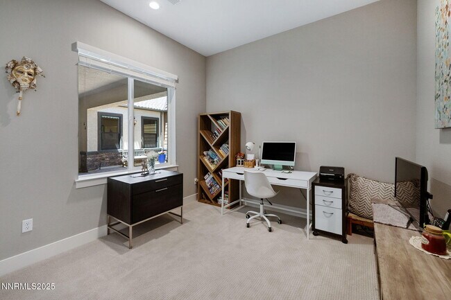Building Photo - 3060 Feathertop Dr