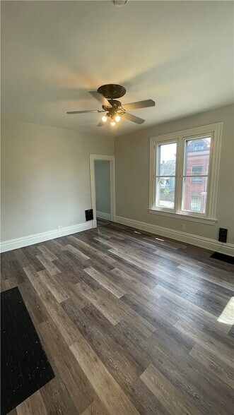 Building Photo - 401 N McKean St