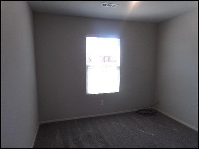 Building Photo - 1304 Yarrow Dr
