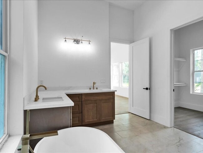Building Photo - 8115 Cedar Brush Cir