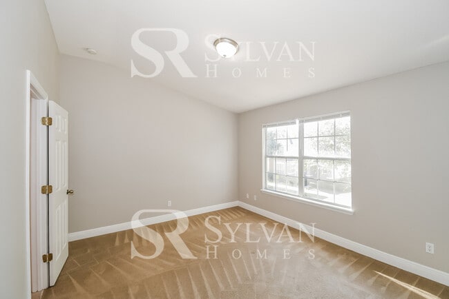 Building Photo - Coming HOME never felt so good!