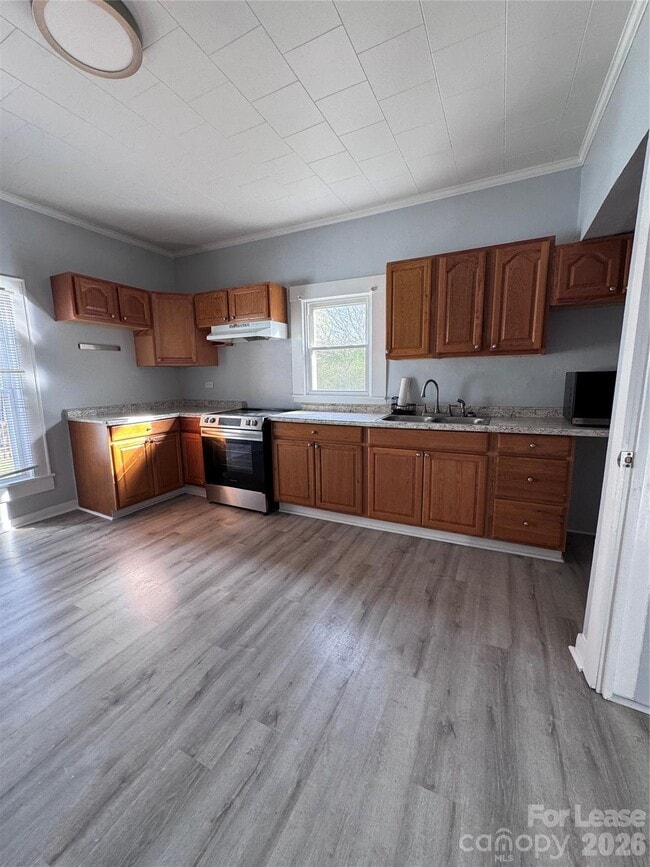 Building Photo - 65 White St SW