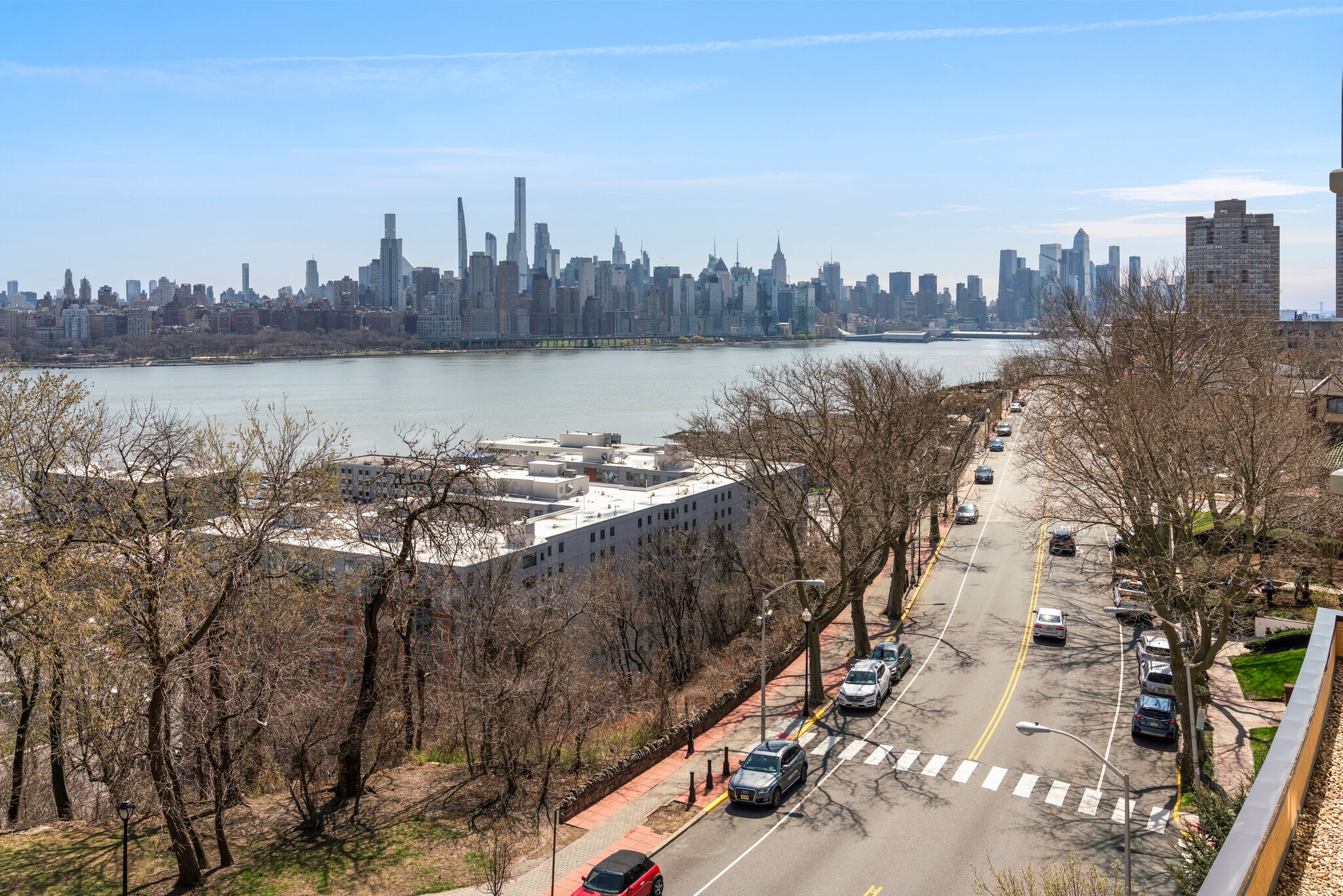 Building Photo - 7855 Boulevard East