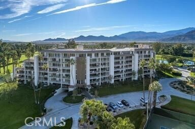 Building Photo - 900 Island Dr