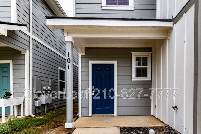 Building Photo - 8339 Runner Rdg