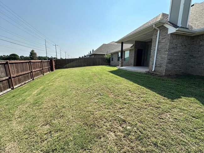 Building Photo - 1513 Reid Pryor Rd