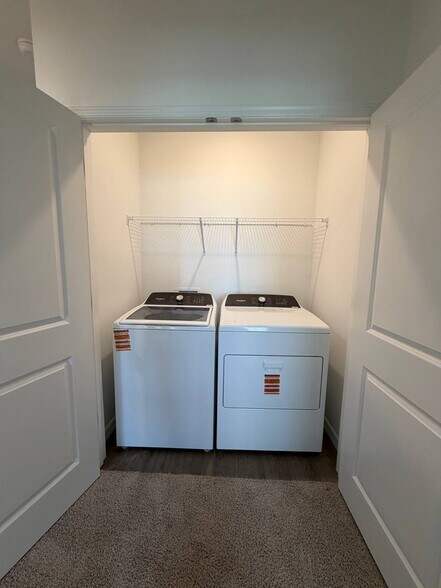 Building Photo - 17260 English Chestnut Way