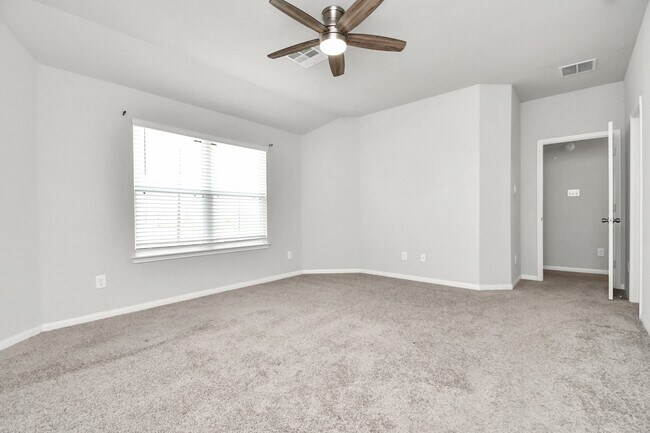 Building Photo - 3206 Alberelli Dr