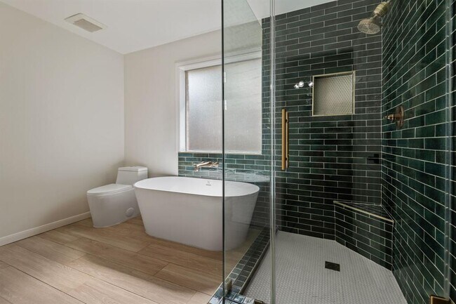Building Photo - 16138 Cypress Trace Dr