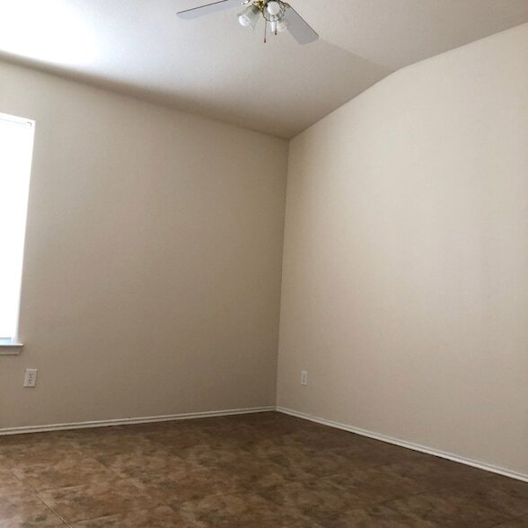 Building Photo - 19023 Yaupon Pass Dr