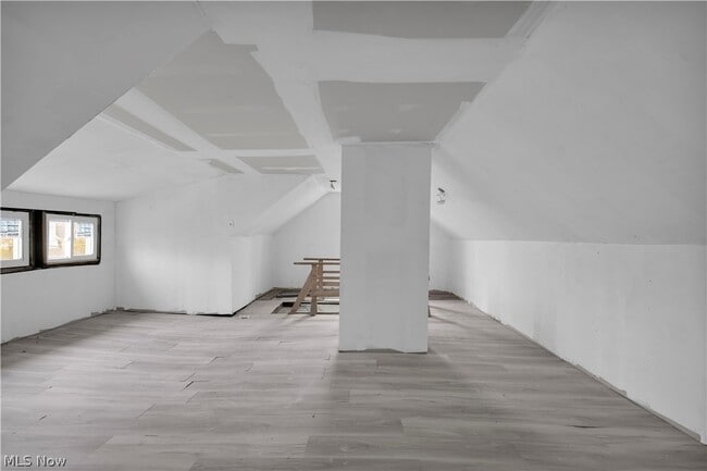 Building Photo - 13609 Edgewood Ave