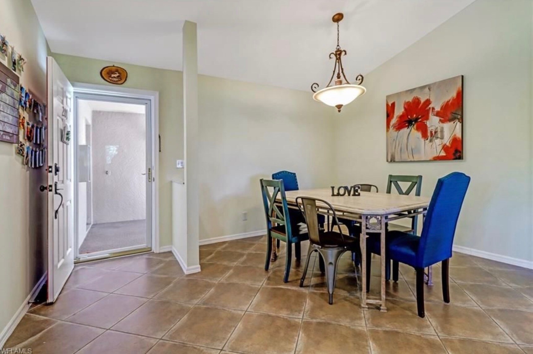 Building Photo - 9840 Luna Cir