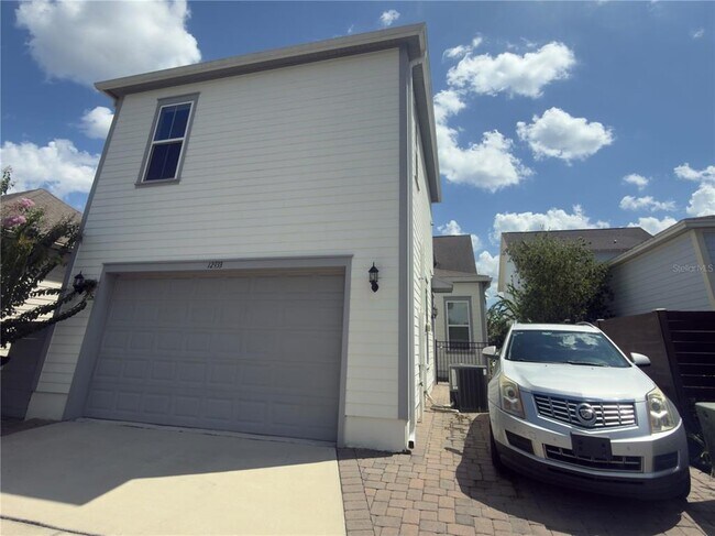 Building Photo - 12933 Doisy St