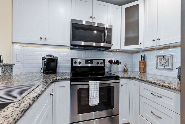 Building Photo - 123 Ferdinand Ave