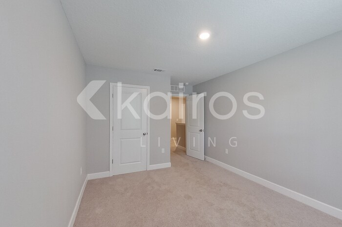 Building Photo - 2820 W Andromedae Dr