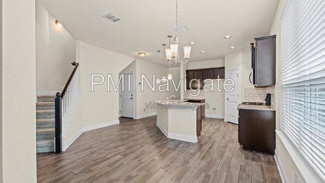 Building Photo - 5627 Calaveras Way
