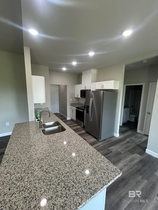 Building Photo - 8736 Lockridge Rd