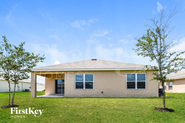 Building Photo - 533 NW 13th Terrace