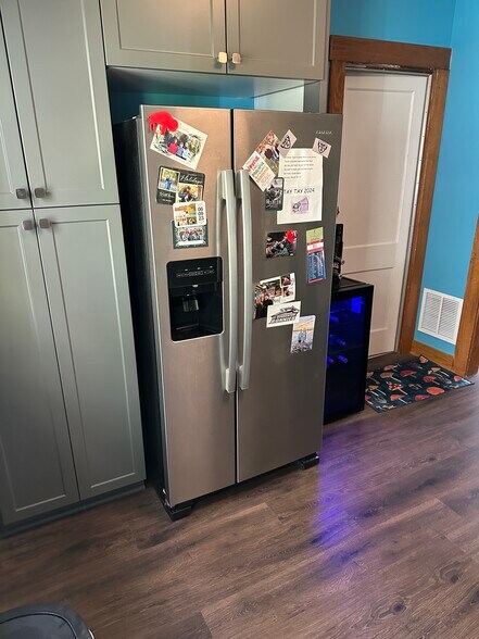 Building Photo - 23 Tioga St