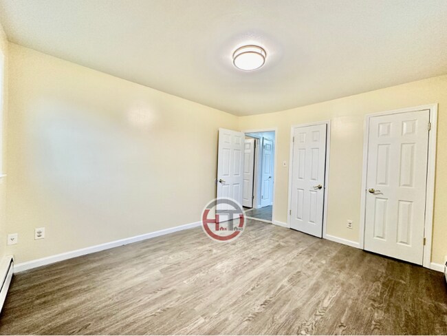 Building Photo - 3264 Layton Ave
