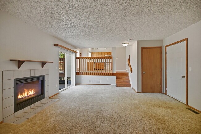 Building Photo - $2,995.95 | 4 Bed, 2 Bath Single Family Westminster Home – Central A/C and heating, In Unit Washe...