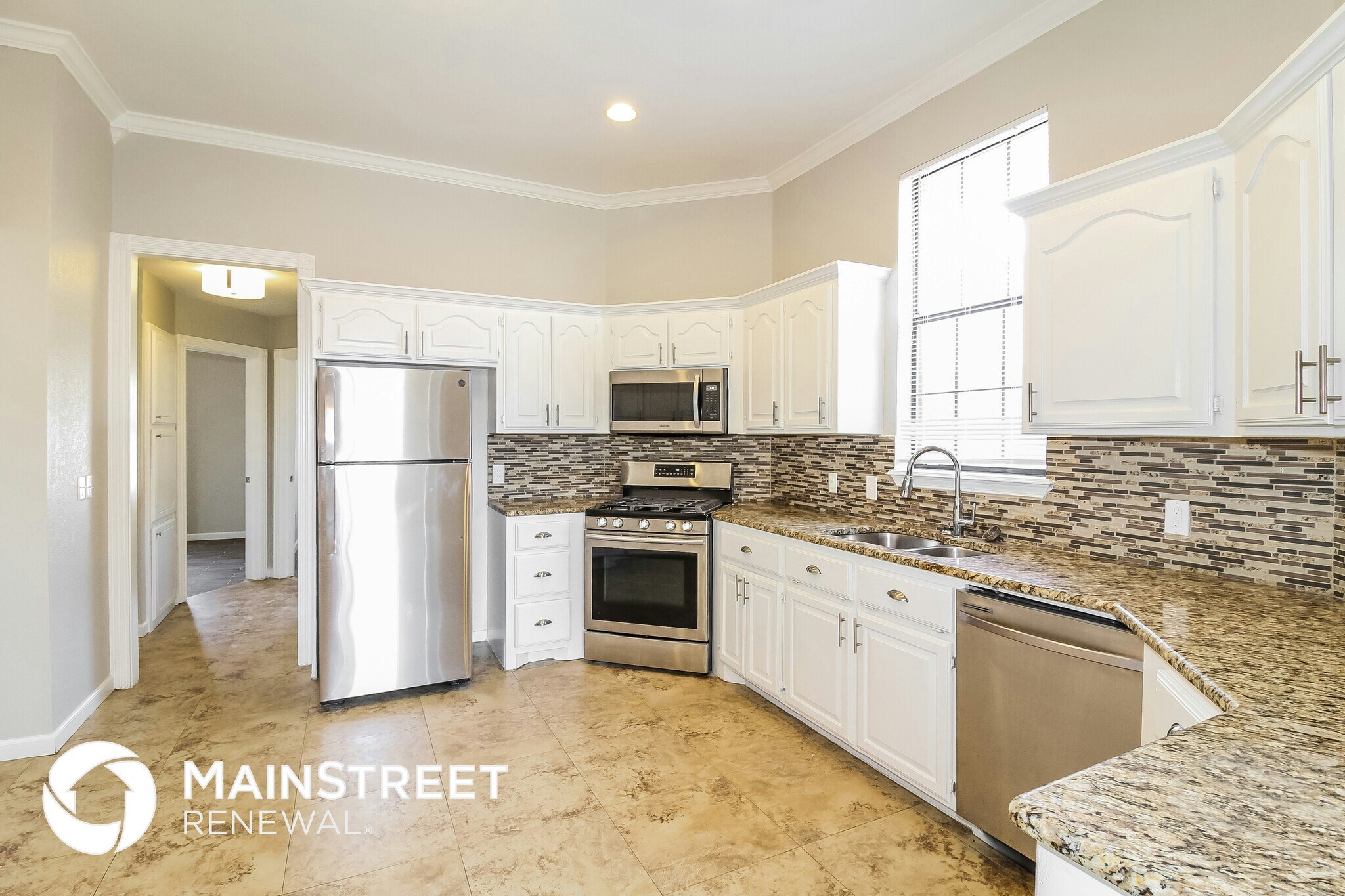 Building Photo - 6004 SE 85th St