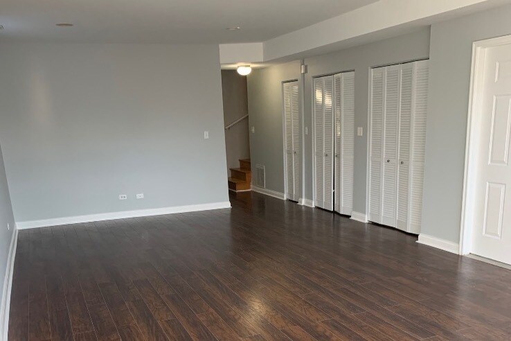 Lower living/entertainment area - 2327 S Sawyer Ave