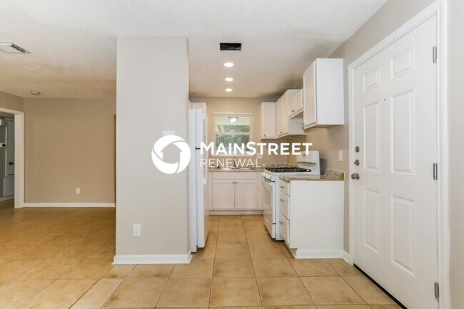 Building Photo - 3 Bedroom Pet-Friendly Home in Houston, TX with Main Street Renewal