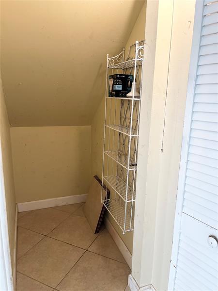 Building Photo - 8149 Lagos De Campo Blvd