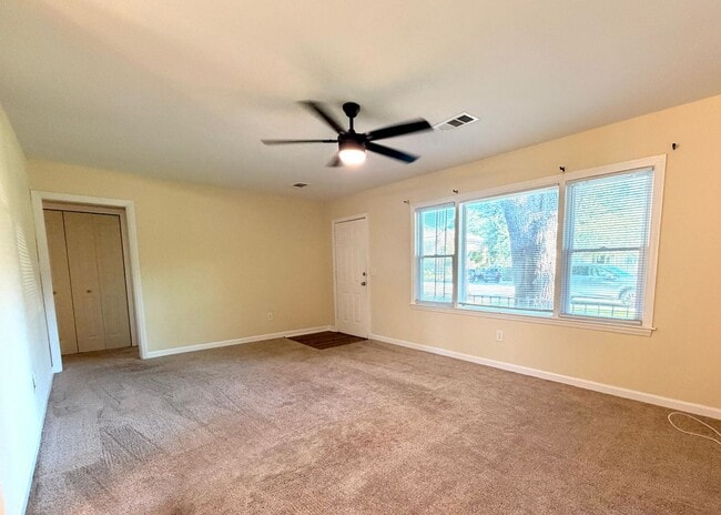 Building Photo - 639 Windermere Blvd