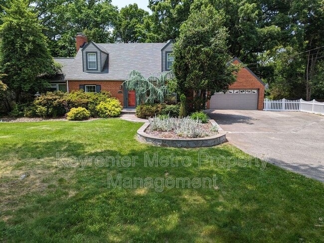 Building Photo - 9201 Fort Foote Rd