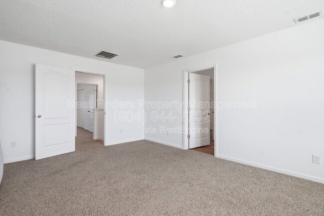 Building Photo - 190 Ardila Cir