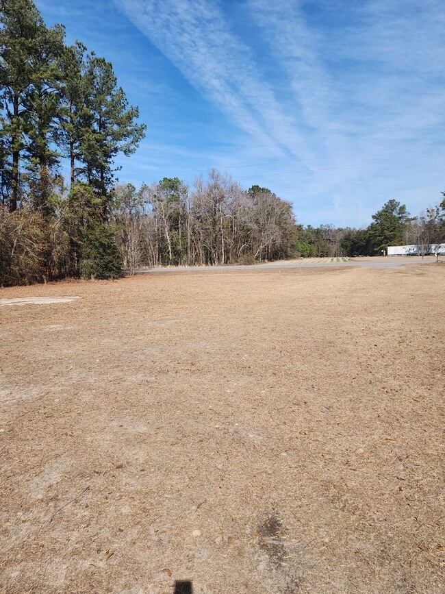 Building Photo - 7965 E Oglethorpe Hwy