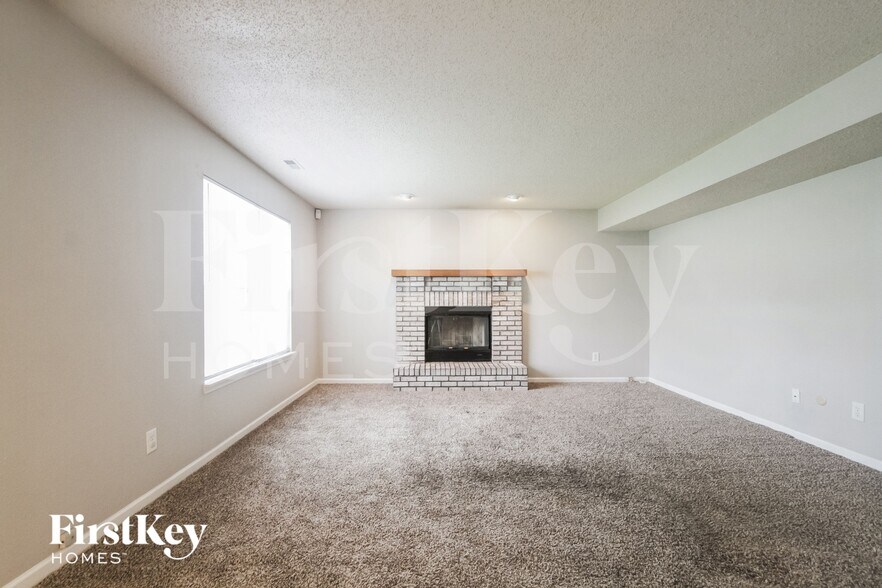 Building Photo - 8942 Leffler Ln