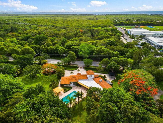 Building Photo - 12300 Old Cutler Rd