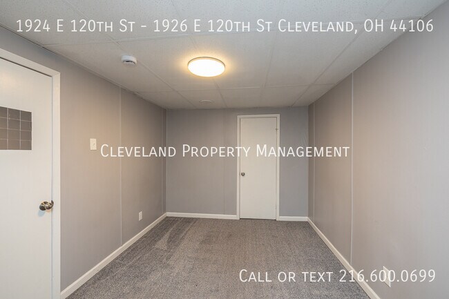 Building Photo - 1924 E 120th St