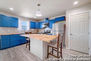 Building Photo - 121 Jacob Dearing St