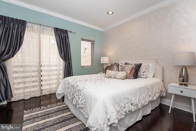 Building Photo - 1357 N Mascher St