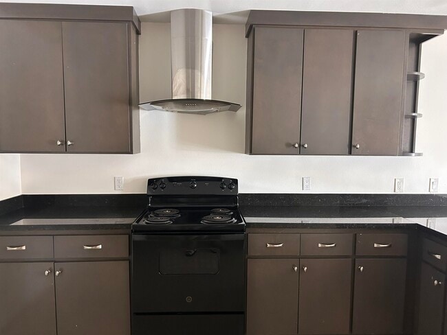 Building Photo - 1615 Dra Eve Perez Lane