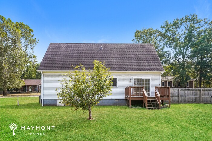 Building Photo - 111 Windward Dr