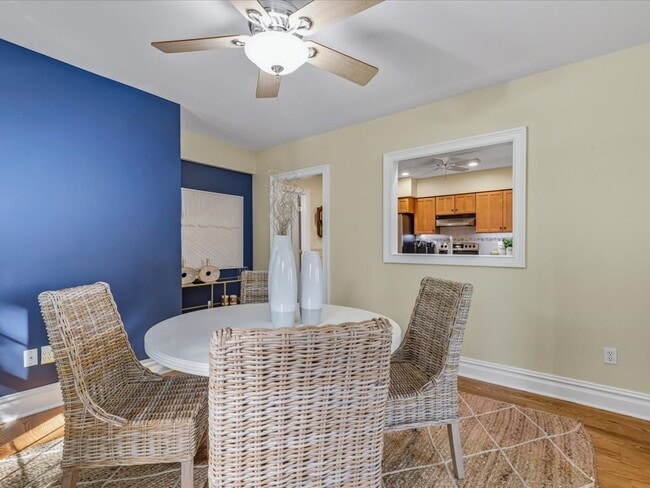 Building Photo - 217 Huntington Rd