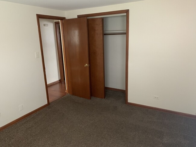 Building Photo - 11800 S Karlov Ave