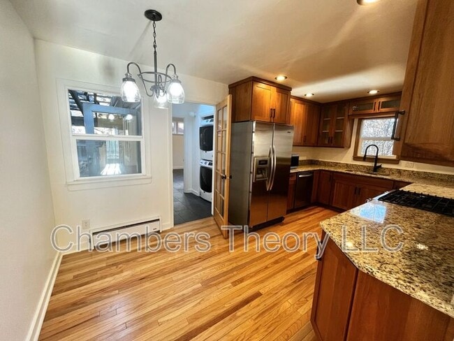 Building Photo - 1252 NW Milwaukee Ave