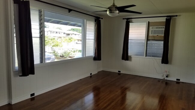 Building Photo - 2BD / 1BA / Carport- Single-Family Home – ...