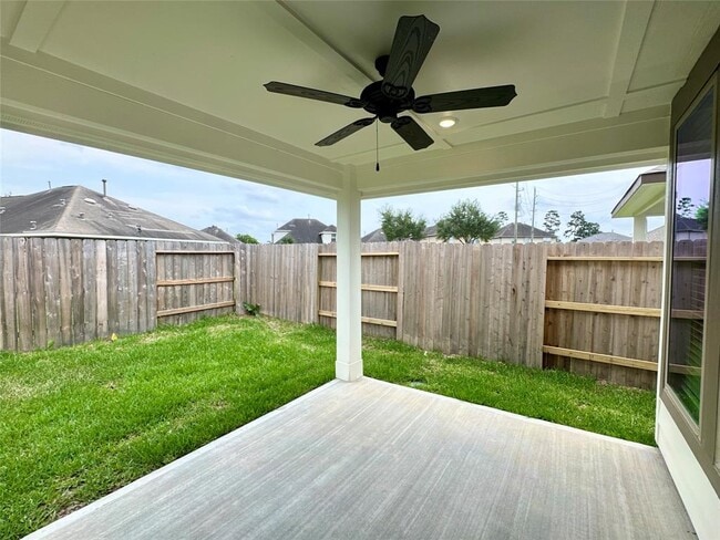 Building Photo - 31908 Retama Rnch Dr