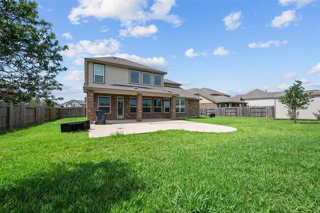 Building Photo - 14014 Phelps Dr